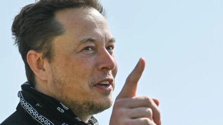 Elon Musk Twitter üzerinden anket düzenledi