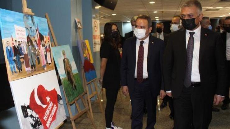 Öğrenciler, Atatürkün hayatını canlandırıp sevilen müzikleri seslendirdi