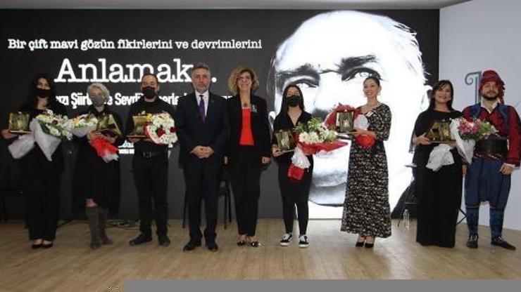 Bayraklı 7den 70e Atasını andı