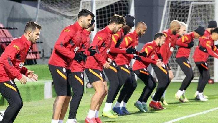 Son dakika... Galatasarayda derbi öncesi gelenek bozulmayacak