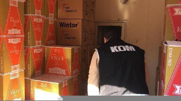 Mersinde 1 milyon 120 bin makaron ele geçirildi
