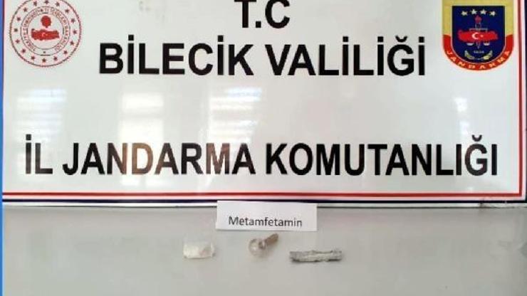 Durdurulan araçtan uyuşturucu çıktı