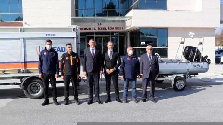 Burdurda İl Özel İdaresinden AFAD Müdürlüğüne arama kurtarma teknesi