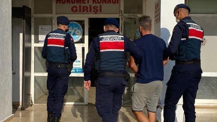 Jandarma hırsızlık suçundan aranan zanlıyı yakaladı