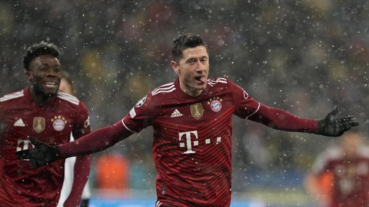 Robert Lewandowski yine ilke imza attı