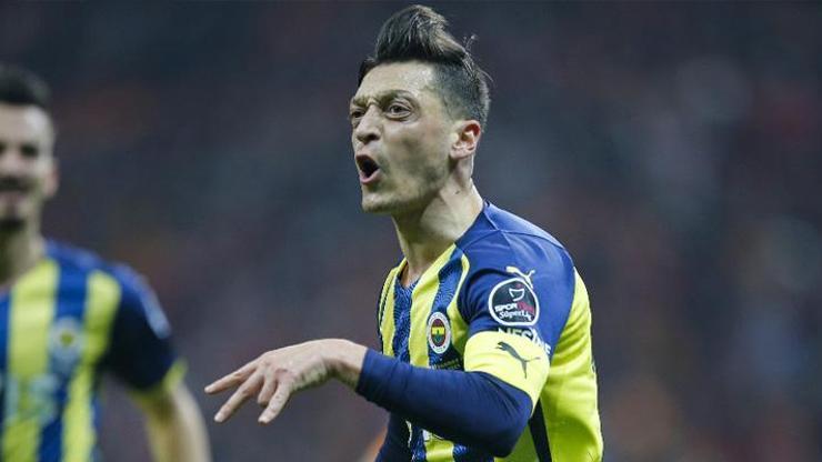 Son dakika... Mesut Özil Olympiakos maçında yok