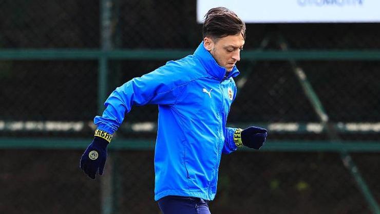 Fenerbahçeye Mesut Özil müjdesi