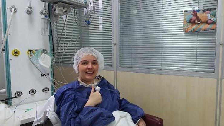 Türk doktorlar mucizeyi başardı: Kovid hastası anne, yapay kalp ve akciğerle bebeğini dünyaya getirdi