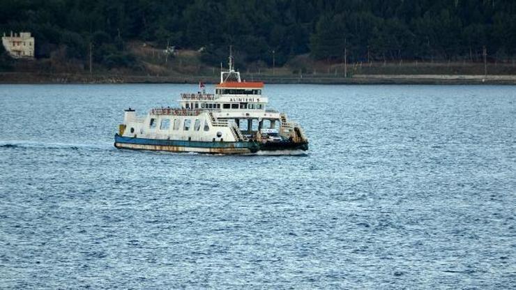 Bozcaada ve Gökçeadaya feribot seferleri iptal