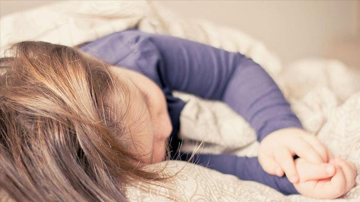 Çocuklarda ‘gece yatak ıslatma’ya dikkat