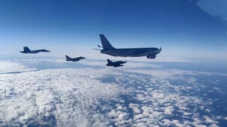 Rus savaş uçaklarından Fransaya yakın takip