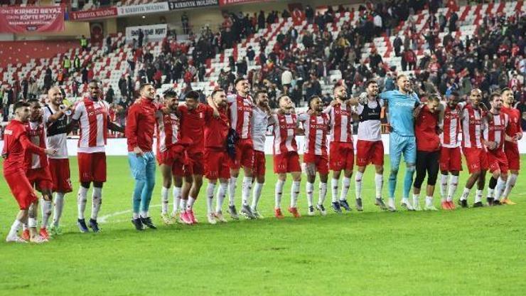 Nuri Şahin, selefi Yanalı solladı