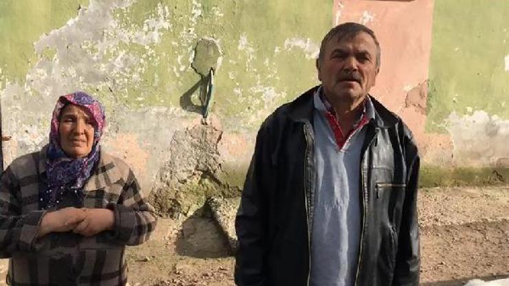 Jandarma diyerek silahla girdikleri evden altın ve paraları götürdüler