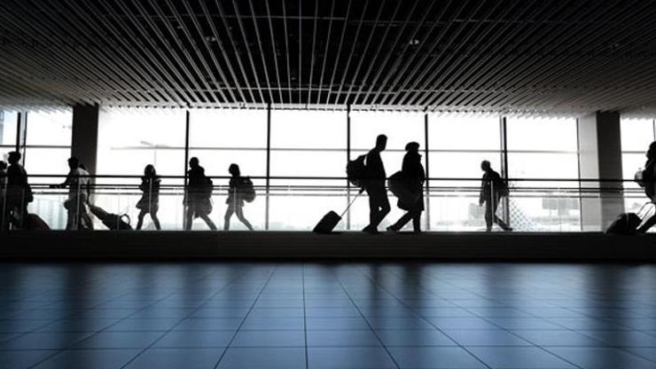 ABDde Omicron kabusu Binlerce uçuş iptal edildi