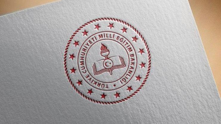 Lisede Atatürk posterine zarar verilmesine soruşturma