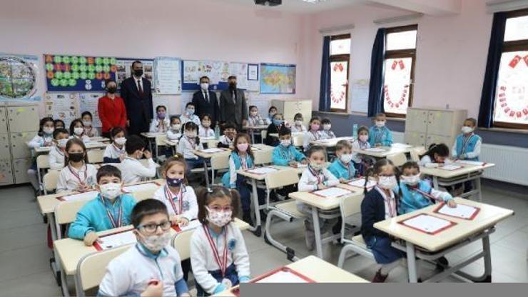 Çanakkale’de 71 bin 908 öğrenci karne aldı