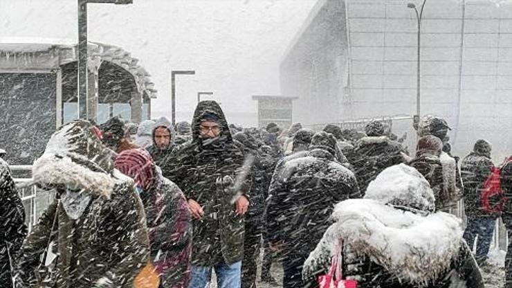Bugün toplu taşıma araçları (metro, metrobüs, Marmaray, İETT, tramvay) çalışıyor mu