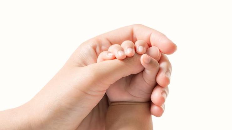 Zehra İsminin Anlamı Nedir Zehra İsmi Kuranda Geçer Mi, TDK Sözlük Anlamı Ne Demek