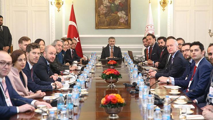 Bakan Nebati, Londrada uluslararası banka yöneticileriyle görüştü