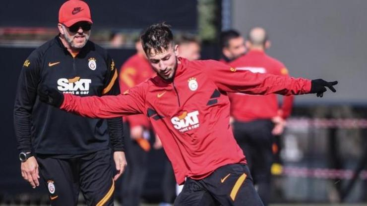 Galatasaray iki eksikle çalıştı