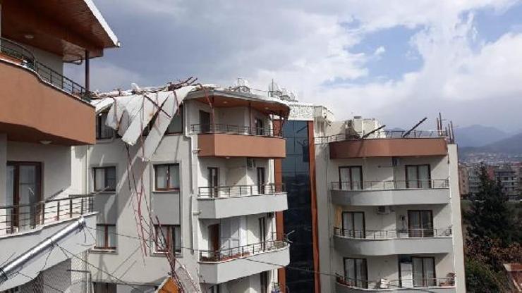 Hatayda fırtına: İskenderun Limanında işlemler durdu