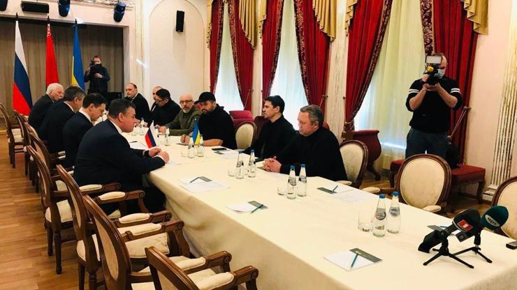 Rusya-Ukrayna görüşmesi başladı... Belarustan heyetlere: Burada güvendesiniz