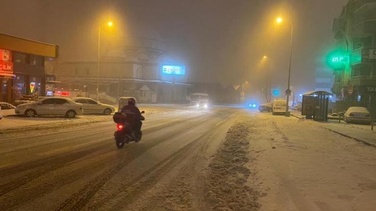 Ankara’da kar yağışı etkili oldu
