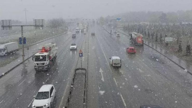Kar İstanbula giriş yaptı: 5 gün sürecek