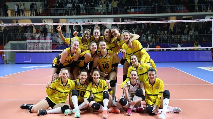 VakıfBank, Galatasaray deplasmanında set vermedi