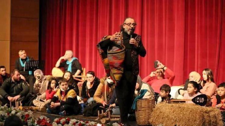 Aksaray Belediyesi Neşet Ertaş için vefa gecesi düzenledi