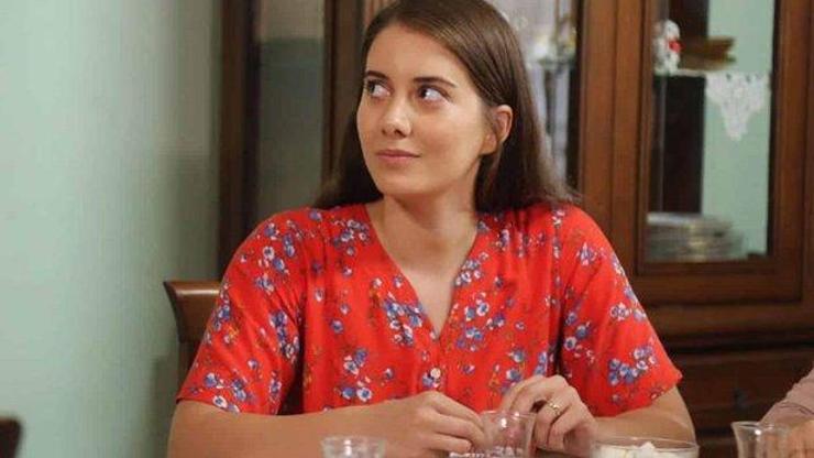 Baba Sevil kimdir Baba dizisi Sevili kim oynuyor, ayrıldı mı Beril Pozam diziden neden ayrıldı