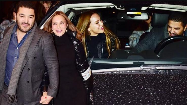 Ebru Şallı ve Uğur Akkuş boşanma iddialarının ardından el ele görüntülendi