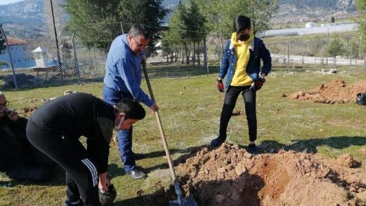 Kocaalilerde öğrenciler için hobi bahçesi