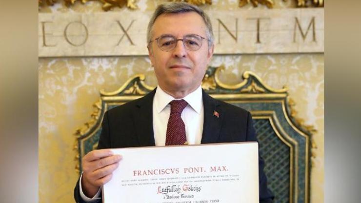 Büyükelçi Göktaşa Vatikan Devlet Nişanı verildi