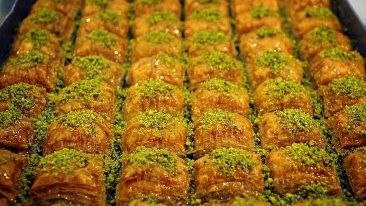 Uzman isim uyardı: Glikoz şurubu tatlılarda kullanılmamalı