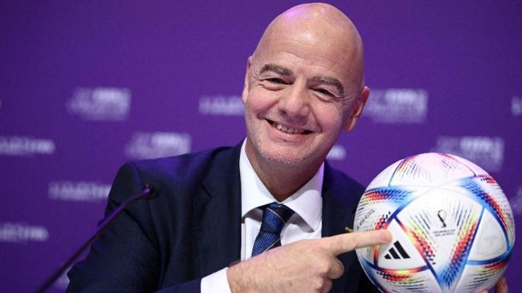 FIFA Başkanı Gianni Infantino adaylığını açıkladı