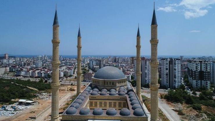 Bugün Antalya iftar ve sahur vakti saat kaçta Antalya iftar saati 4 Nisan 2022… Sahur İftar vakitleri Antalya Diyanet imsakiye