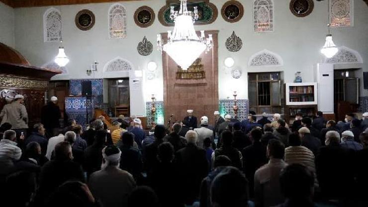 Ayasofya Camii İmam Hatibi Muştuer, İnegöl’de teravih kıldırdı