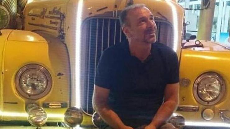 Evinde bıçaklanarak öldürüldü
