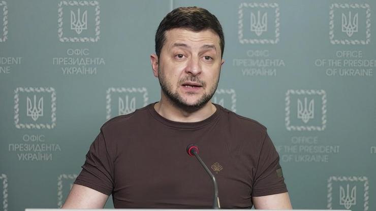 Zelenski: Doğudaki savaş zor olacak