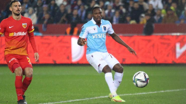 Son dakika... Trabzonsporda Kouassi 49 gün sonra döndü