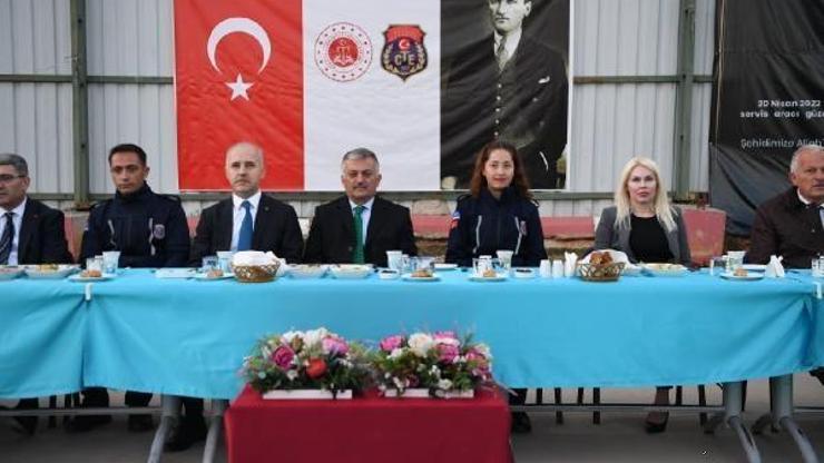 Cezaevinde iftar programı