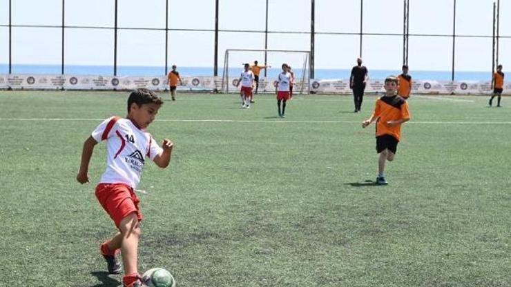 Beymelek Kupasını Yunus Emre İlkokulu kazandı