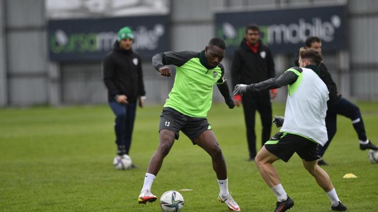Thievy Bifouma: Bursaspor için savaşacağız