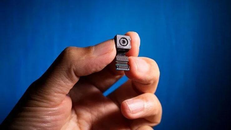 Banka tuvaletinde gizli kamera: Temizlik görevlisi fark etti