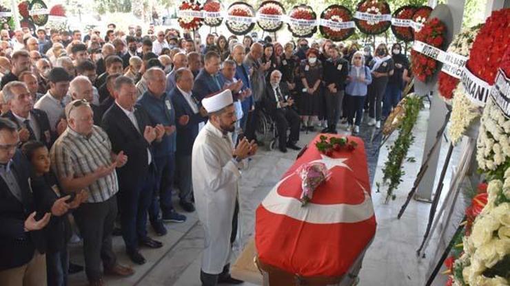 Eski CHP İzmir Milletvekili Canan Arıtman son yolculuğuna uğurlandı