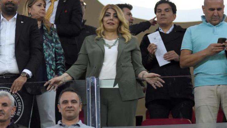 Berna Gözbaşı: İnşallah kupayı bu şehre getireceğiz