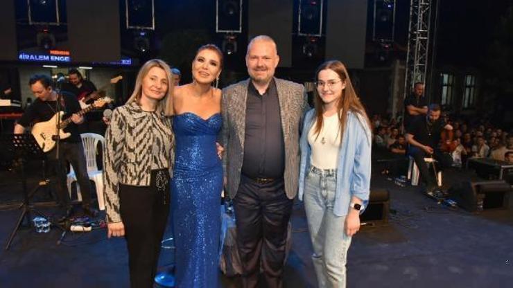 Emiralem Çilek Festivalinde ikinci gün coşkusu