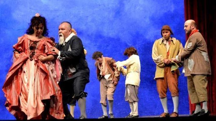 Tiyatro Festivali, cimri adlı oyun ile başladı