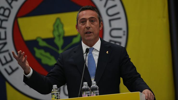 Son dakika... Ali Koç altın madalya alan boksörleri kutladı